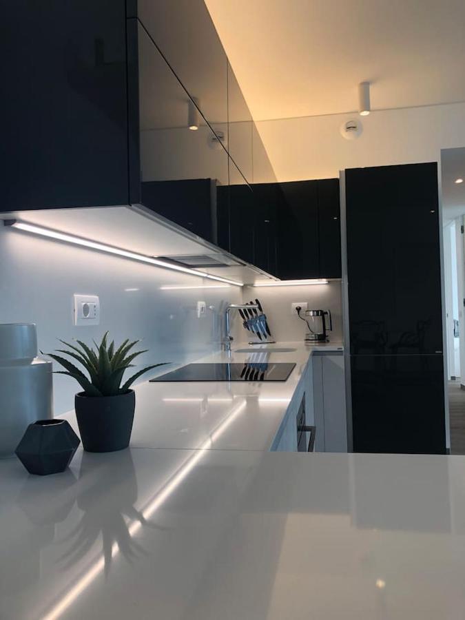 Ferienwohnung Ulivi Luxury Loft & Pool - The House Of Travelers Carate Urio Exterior foto